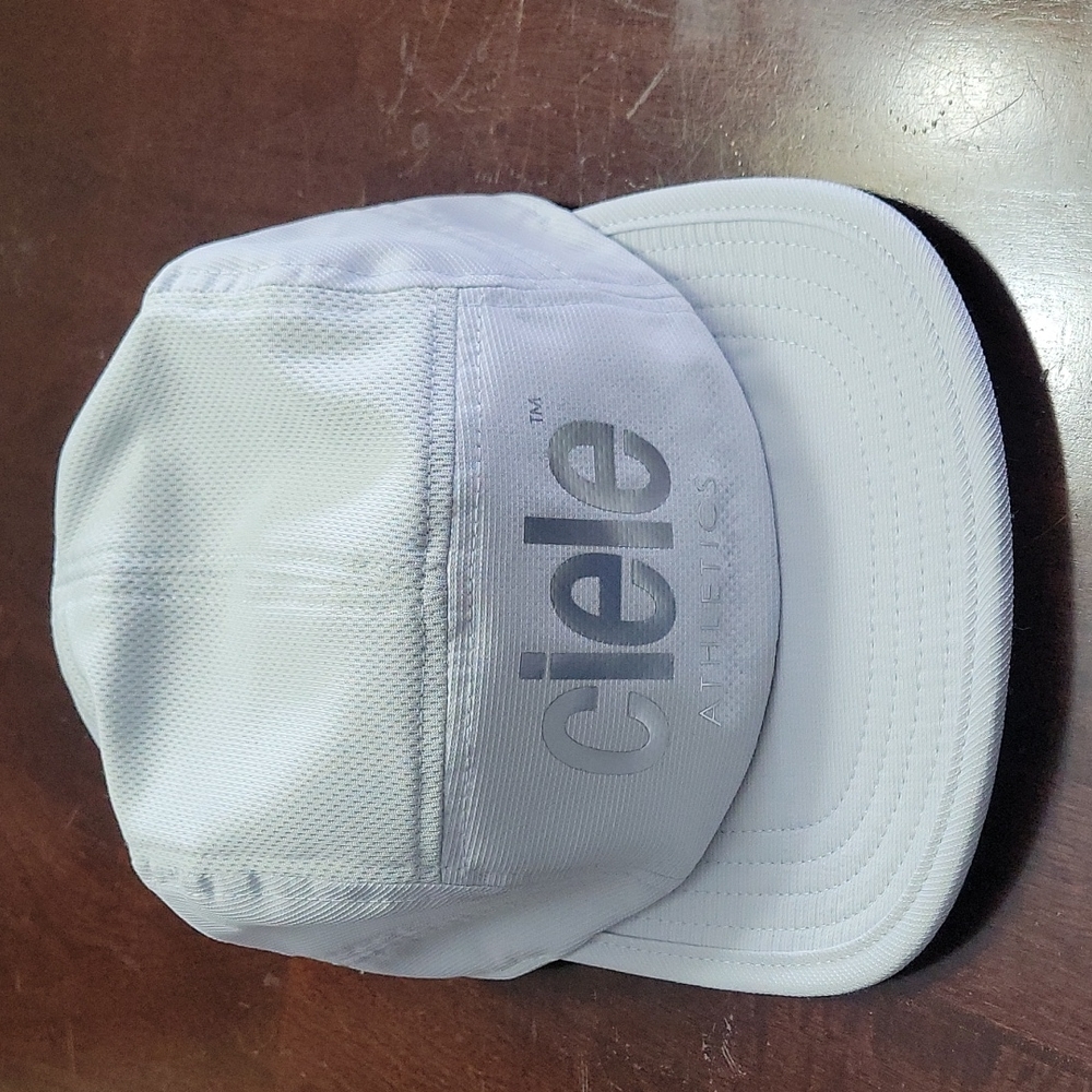 Ciele white running hat